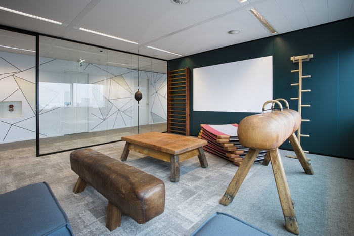 辦公室鋪設地毯時有哪些風水講究？