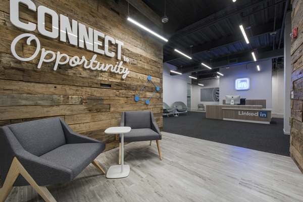 奧馬哈特色文化底蘊展現(xiàn)、LinkedIn辦公室裝修設計