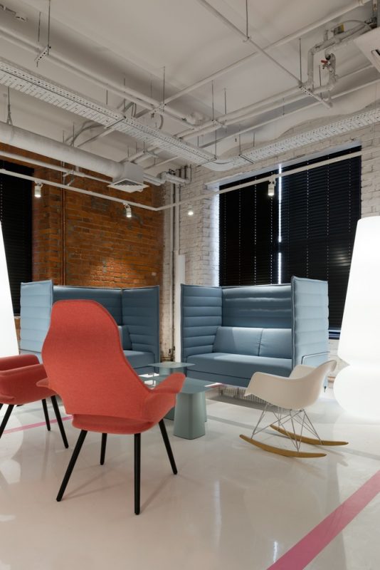 辦公空間，辦公室設(shè)計(jì)，媒體公司辦公室設(shè)計(jì)，現(xiàn)代風(fēng)格辦公室，體育媒體