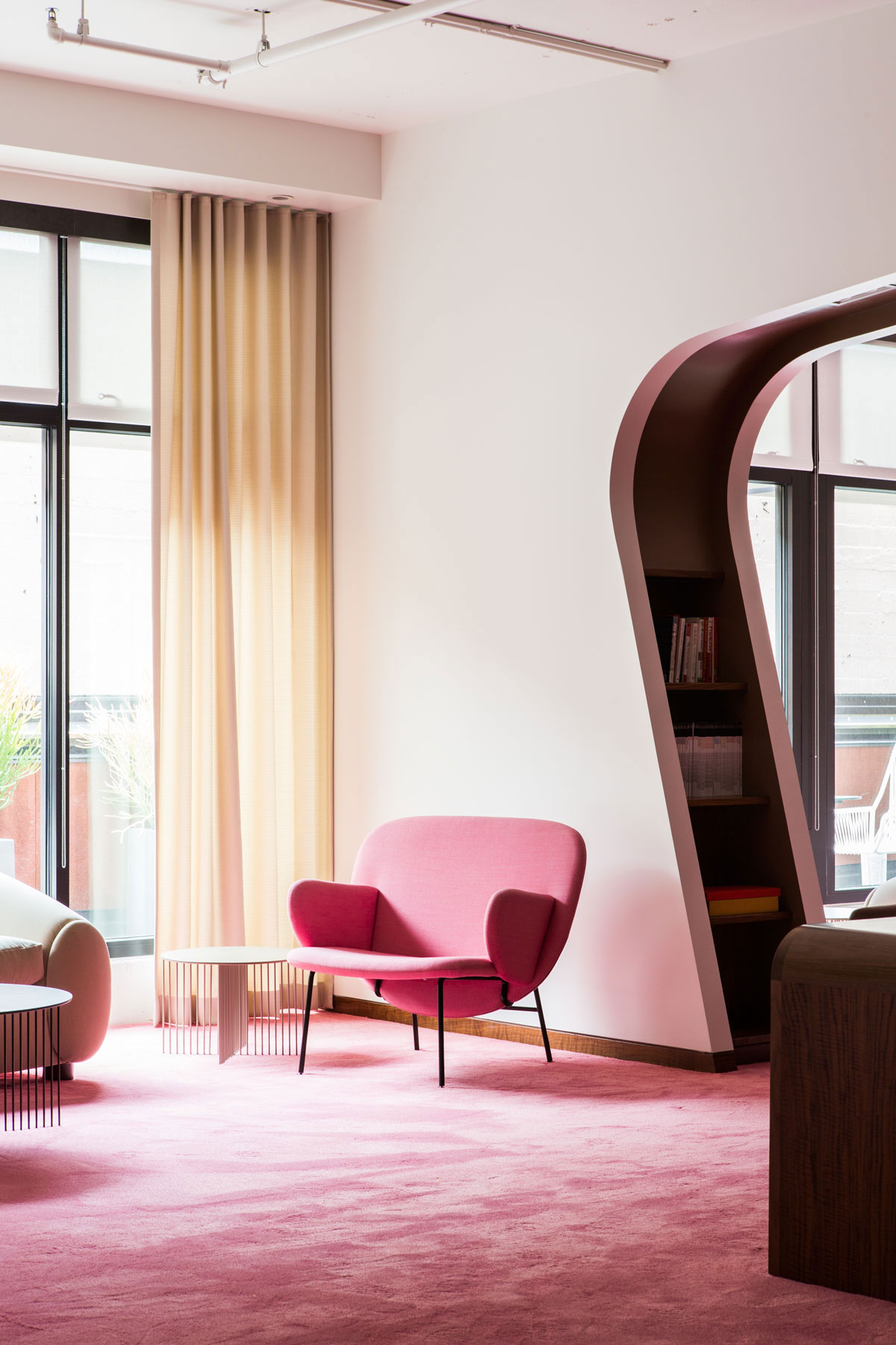 辦公空間，辦公室設(shè)計，科技公司辦公室設(shè)計，創(chuàng)意辦公室，現(xiàn)代風(fēng)格辦公室