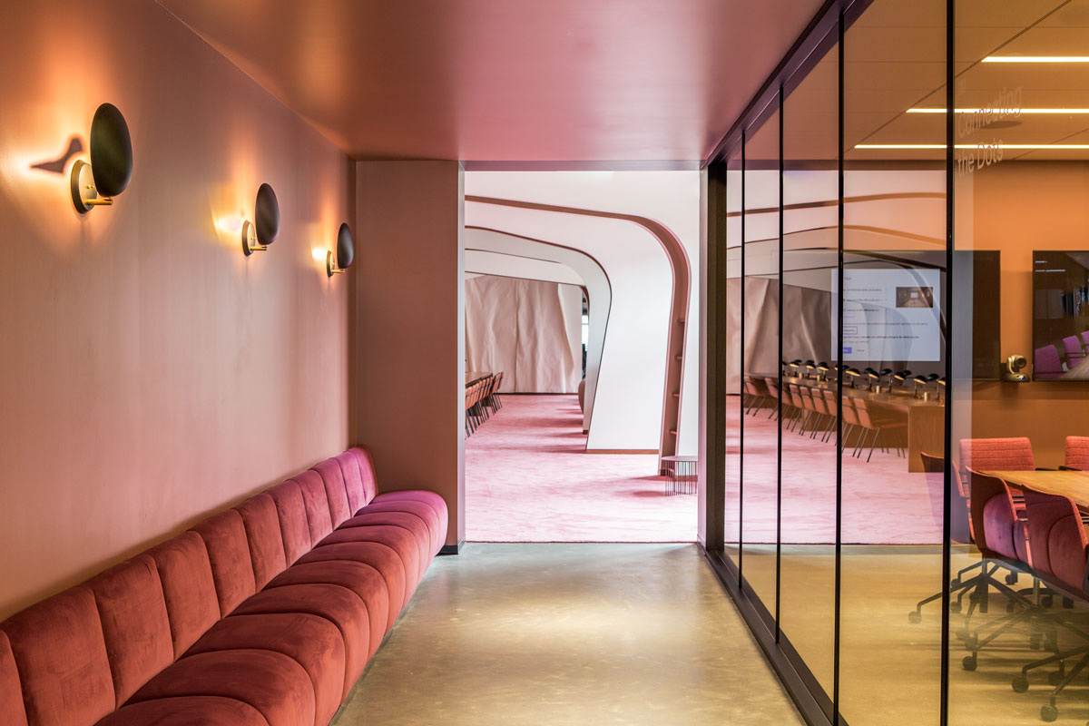 辦公空間，辦公室設(shè)計，科技公司辦公室設(shè)計，創(chuàng)意辦公室，現(xiàn)代風(fēng)格辦公室