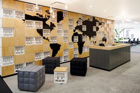 辦公室裝修設(shè)計元素–世界地圖
