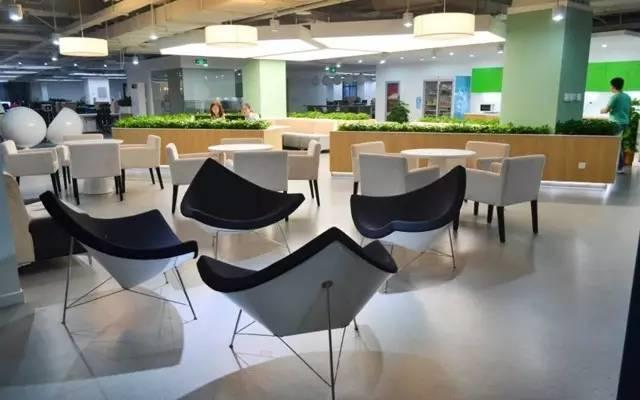 這樣的辦公室裝修設(shè)計，是你喜歡的嗎？