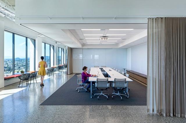 樂(lè)享純凈藍(lán)天白云之境！在Gensler設(shè)計(jì)公司辦公室工作倍兒精神