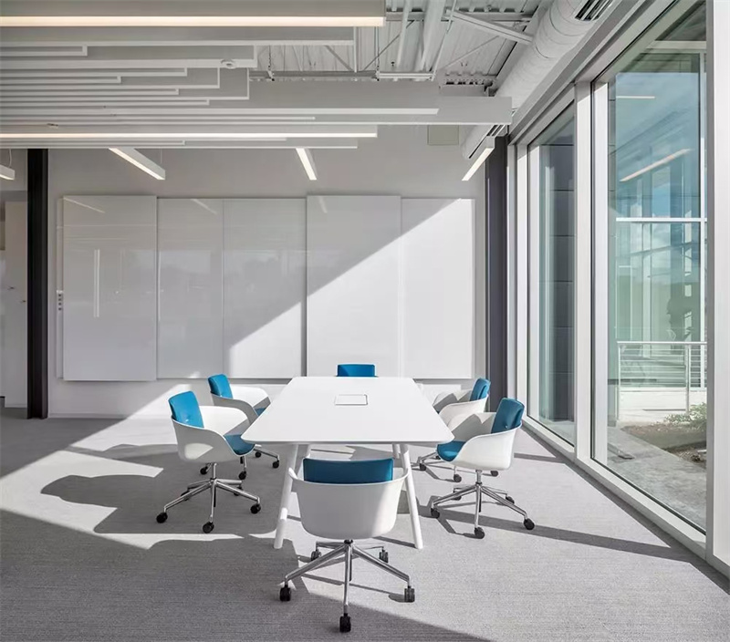 辦公室玻璃貼膜重要嗎！ 辦公室貼膜的好處有以下幾點(diǎn)